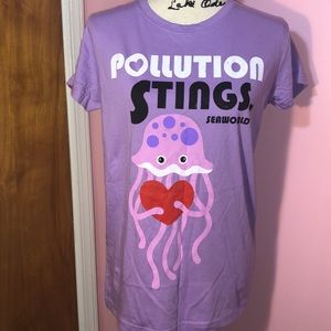 SEAWORLD Women’s T-shirt Size XL NEW